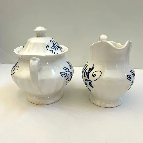 J & G Meakin LEGATO Creamer AND Sugar Bowl With Top Classic White & Blue England - Picture 4 of 15
